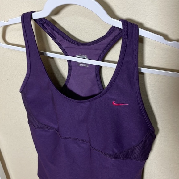 Nike Dri-FIT purple race back top size large - Picture 2 of 4